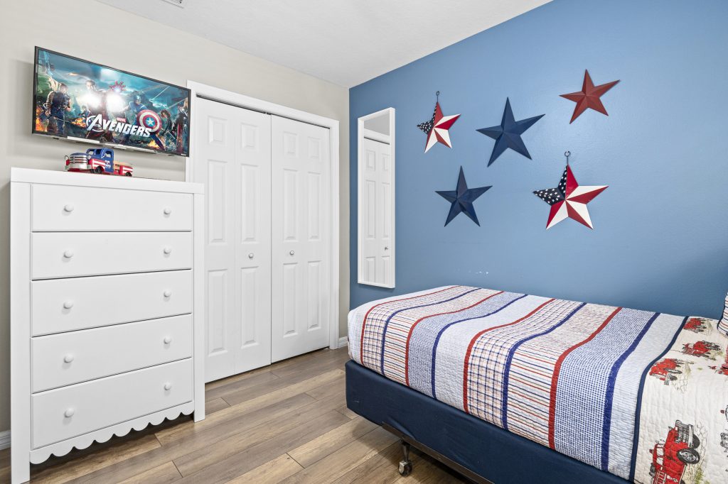 Bedroom 4 (Upstairs)